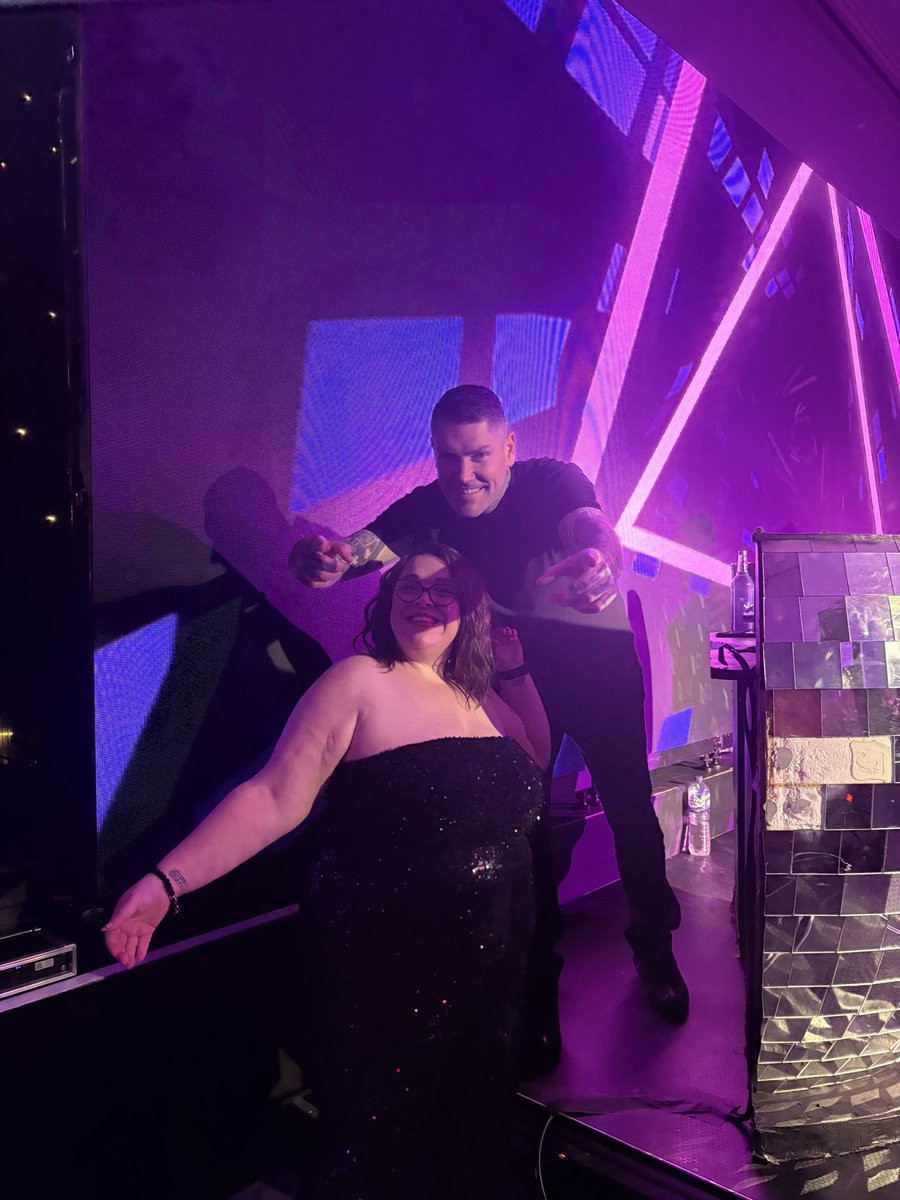 Spending a Sunday afternoon hanging out with my main man ❤️❤️ x