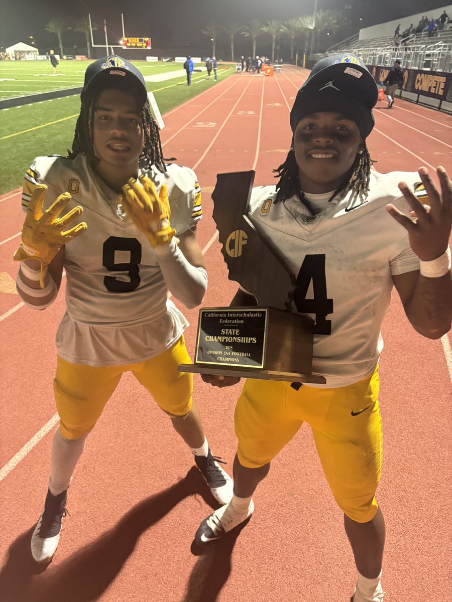 anthassell's tweet photo. I’m so proud of my brothers. All our hard work and dedication from our spring workouts to now brought us here. WE STATE CHAMPS💍🏆

@hardynickerson 
@ODowd_FB 
@westcoastpreps_ https://t.co/gNH6wQdVrn