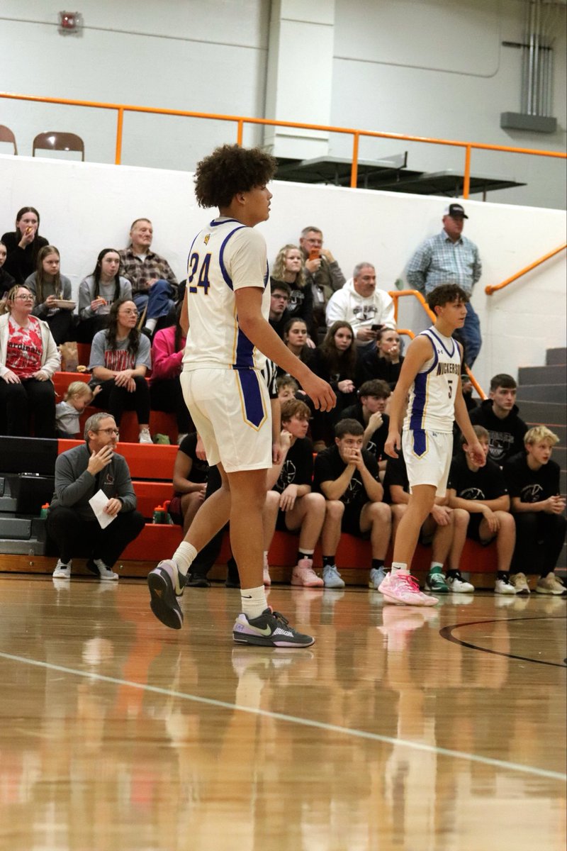 Riley46366's tweet image. Keady Classic All-Tournament Team!