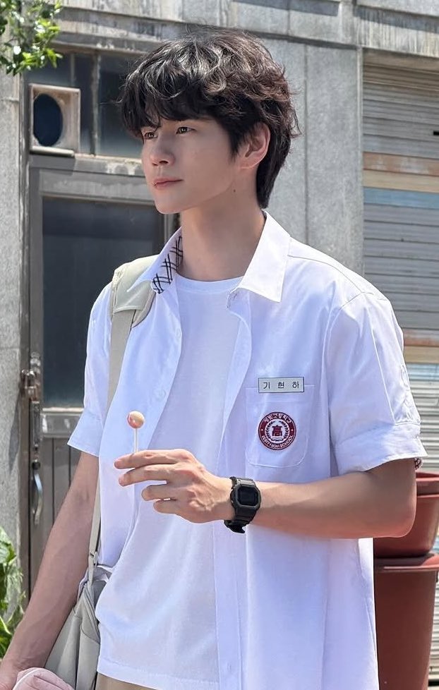 병문고 최준우
천봉고 최준우
목포고 박정우
진하고 이 수 
세빛고 기현하

교복입었던 옹이 필모 ✨