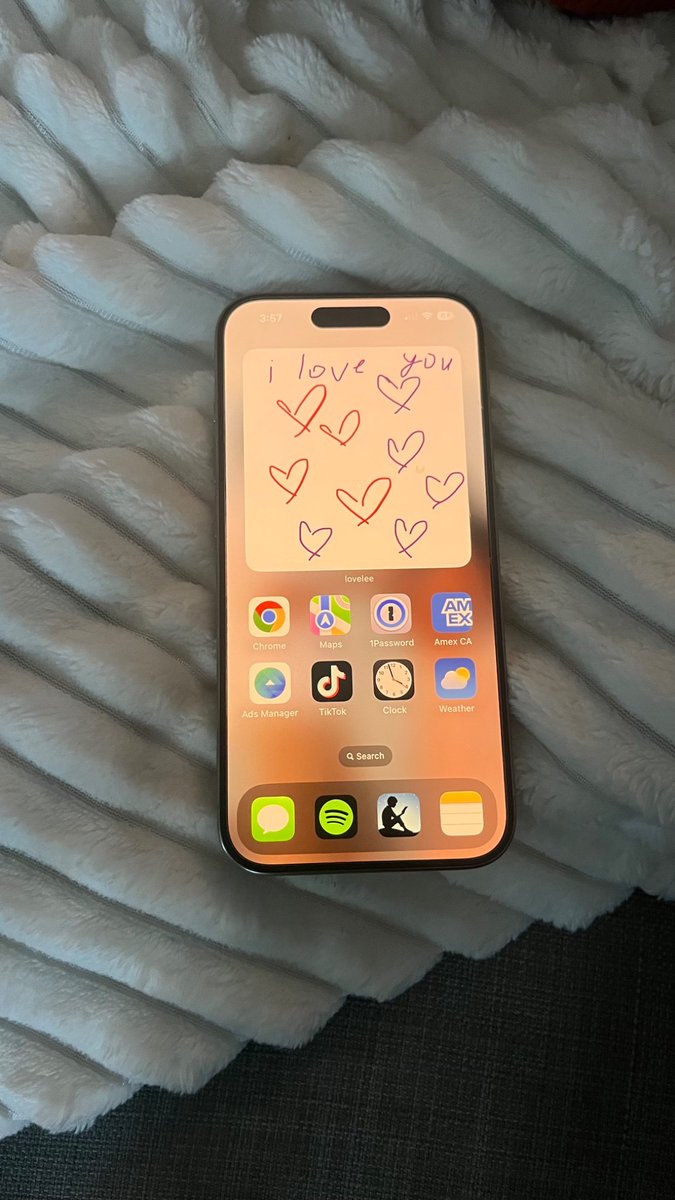 Je clone mon application pour couples où l'on peut s'envoyer des petits mots doux et j'en fais une version pour les disc