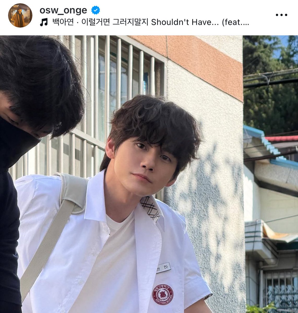 하 ㅆㅂ 옹성우 첫사랑은 줄이어폰 기현하 비하인드 사진 잔뜩 올려주고 브금은 >>이럴거면 그러지말지<< 미쳤나봐ㅋㅋㅋㅋㅋㅋㅋㅋㅋㅋ