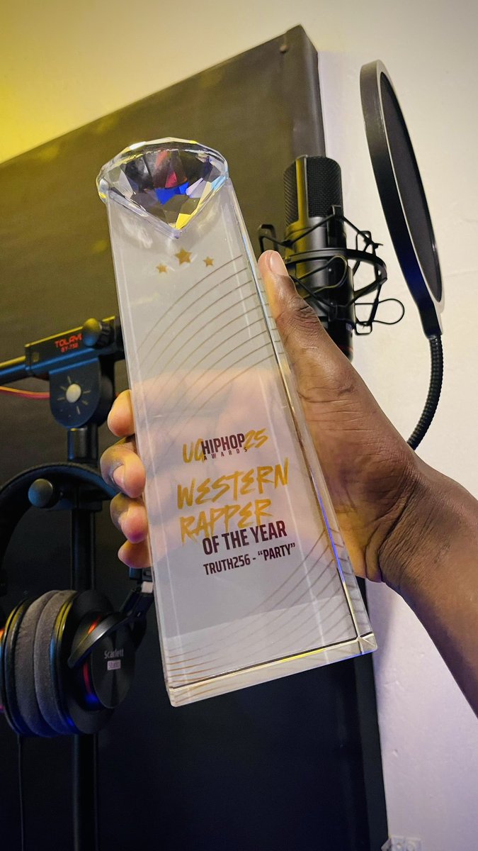 TRUTH 256 tweet media