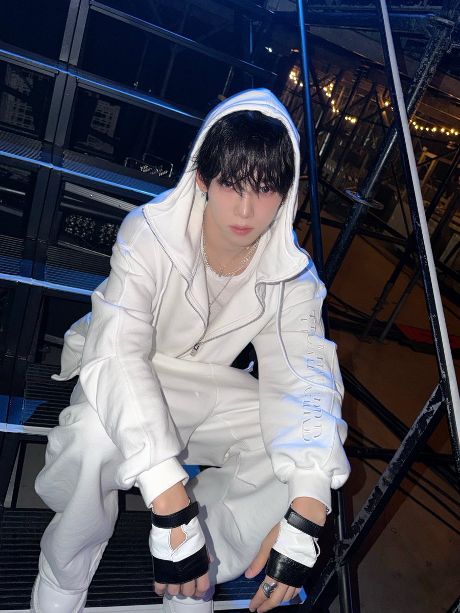 앰퍼샌드원 (AMPERS&ONE) tweet media