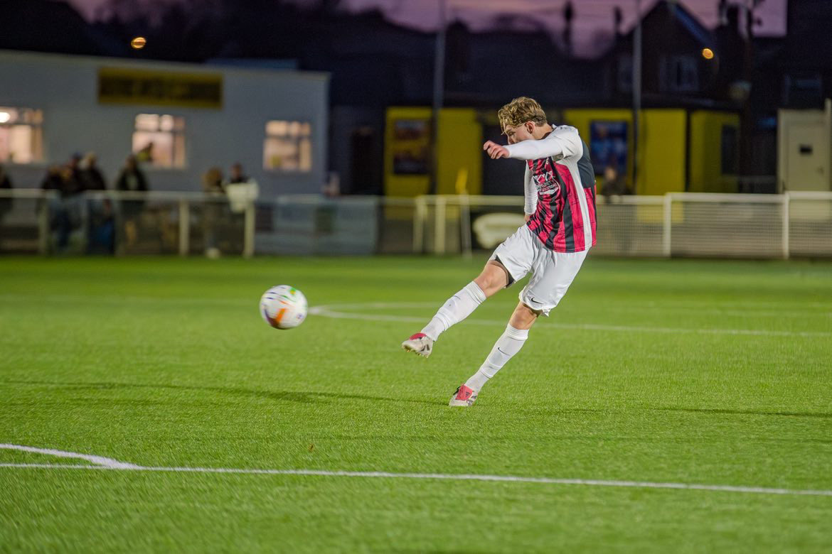 Theo Woerner-Peacock tweet media