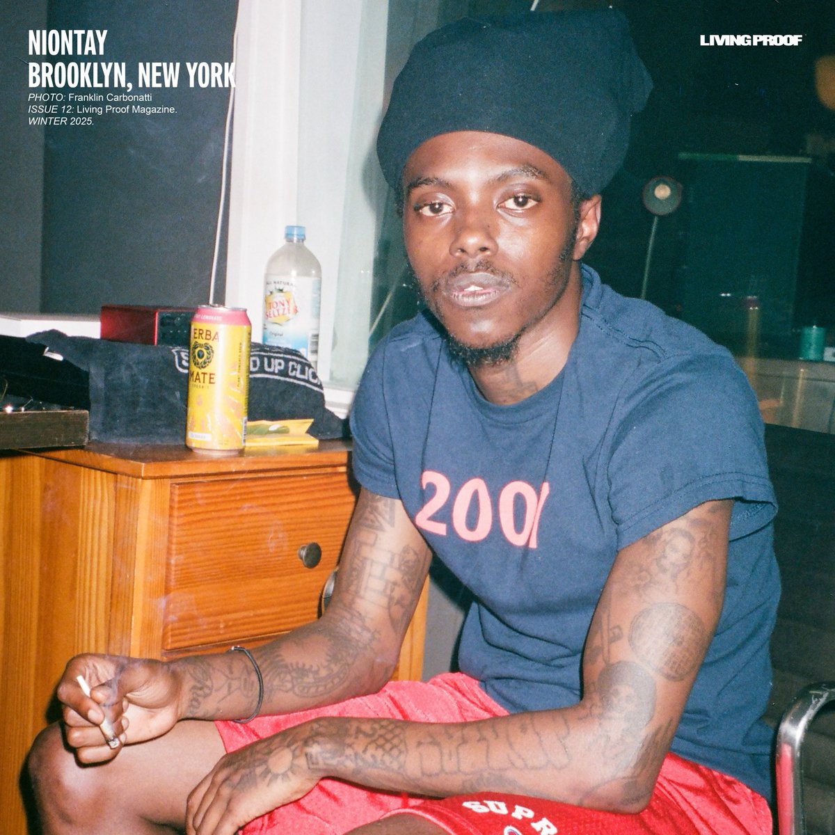 livingproof_ny's tweet image. Niontay for Living Proof Magazine, Issue 12. Now available on the Living Proof Patreon. 

Niontay is an American rapper and producer born in Milwaukee,
raised in Florida, and currently living in Brooklyn. Though he experimented with song writing on and off through his teenage…