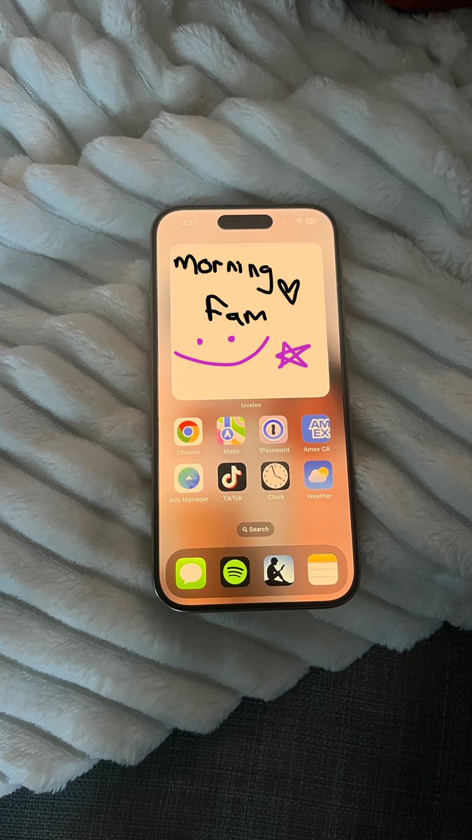 Je clone mon application pour couples où l'on peut s'envoyer des petits mots doux et j'en fais une version pour les disc