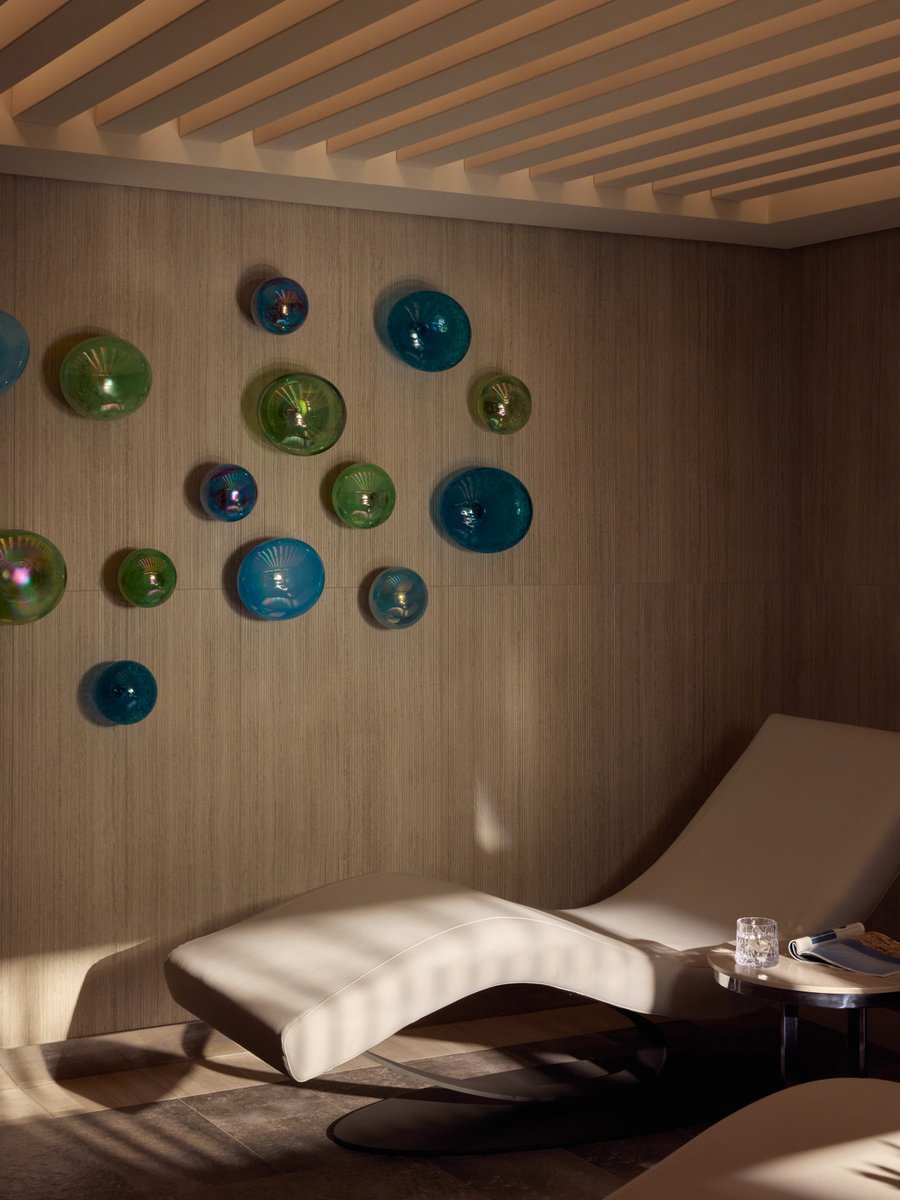 ChicAdventure's tweet photo. Designed to help guests reconnect with themselves, Explora Journeys' spa is influenced by the calming presence of the ocean, featuring dedicated treatment rooms for relaxation.

Contact me to learn more about Explora Journeys.
#ExploraJourneys #OceanStateOfMind #SailUnique https://t.co/PpFoRKgM04