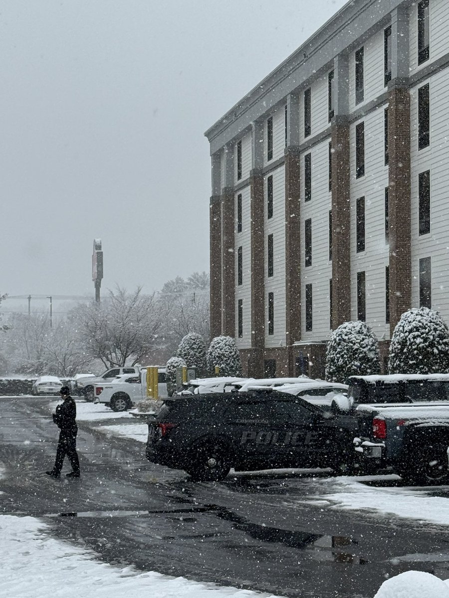 AButtacavoliTV's tweet image. I was allowed inside briefly to this Hampton Inn hotel in Coventry where law enforcement detained the person of interest in the Brown University shooting. I saw caution tape blocking the hallway on the first floor and officers going into a room. ATF, FBI, and Coventry PD here.