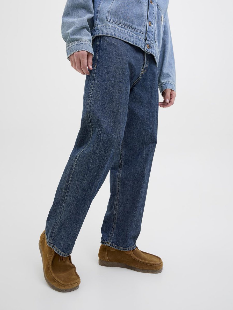 StazoFashion's tweet image. JJIEDDIE Jeans got me feeling some kinda way. Just €23.99 and my outfit's got a whole new energy! #JACKandJONESCyprus #DenimVibes jackjonescy.com/products/jeans…