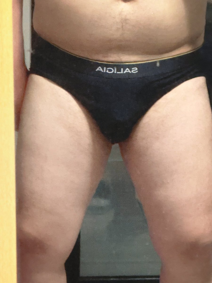 libaba_SSS's tweet image. 喜欢我的新内裤吗?看到了还不给我跪下!