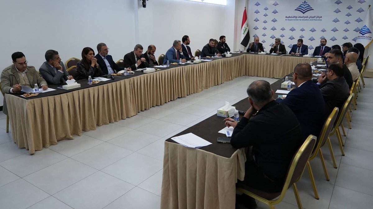 شارك المدير التنفيذي لملتقى بحر العلوم للحوار <a href="/aligoraifi/">علي الغريفي</a> في الندوة الحوارية التي اقامها مركز <a href="/BayanCenter/">Al-Bayan Center for studies and planning</a> تحت عنوان :( اولويات المنهاج الوزاري للحكومة القادمة : رؤى سياسية وعلمية ).