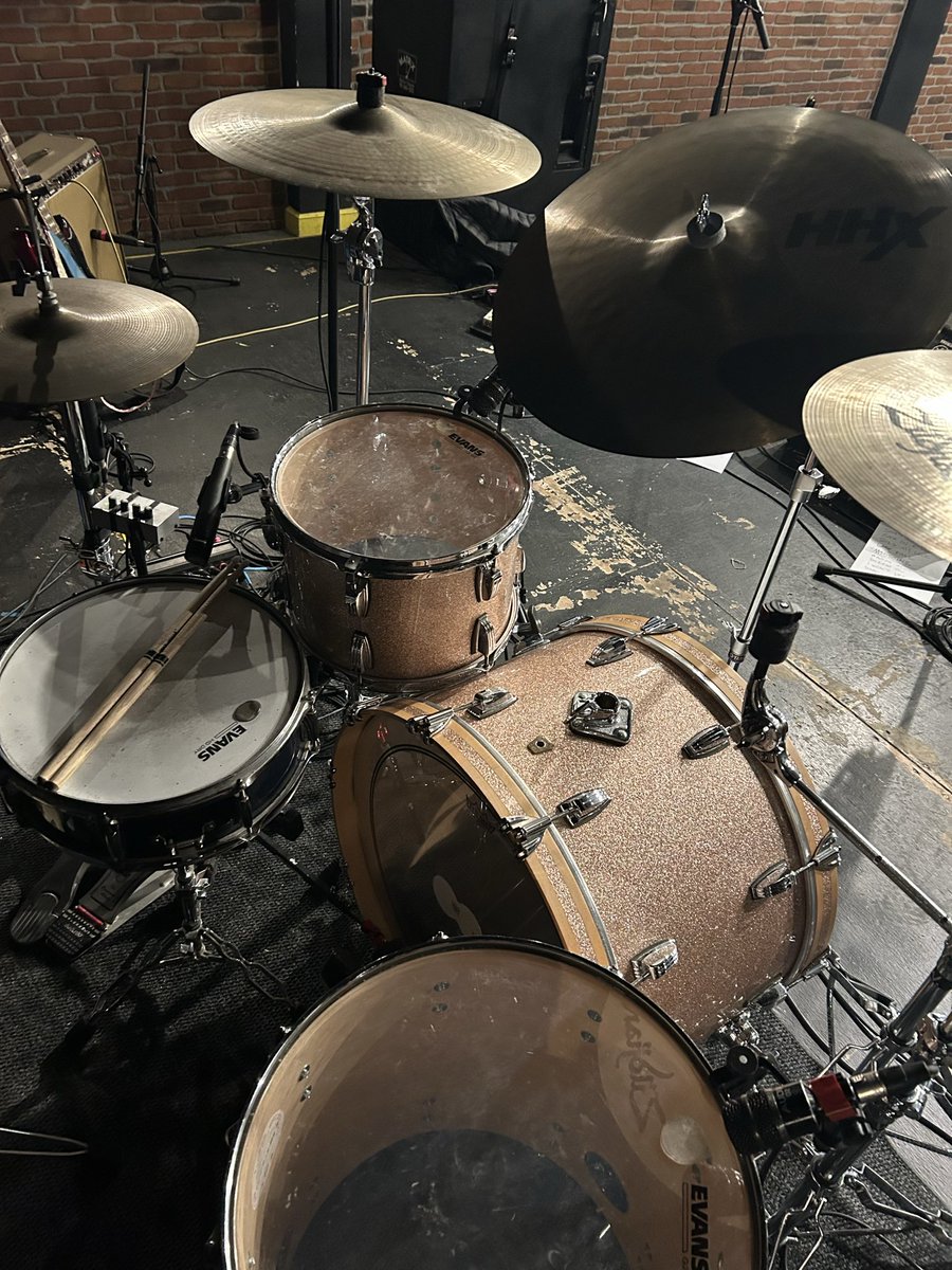 Had a lot of fun playing with the band last night at Deep Cuts in Boston (ok, Medford), opening for J Robbins Band playing Burning Airlines material. Thanks to friends who came out to see the show! This is the beautiful kit I played, borrowed from Pete, the J Robbins drummer.