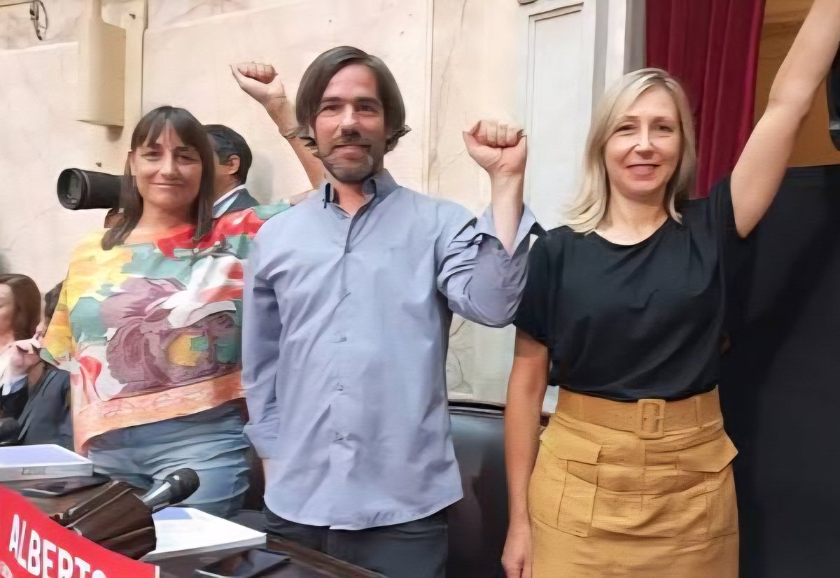 Nunca olviden que estos parásitos juran y marchan por Palestina y reivindican atentados como el de Australia.

La izquierda es 100% terrorista.