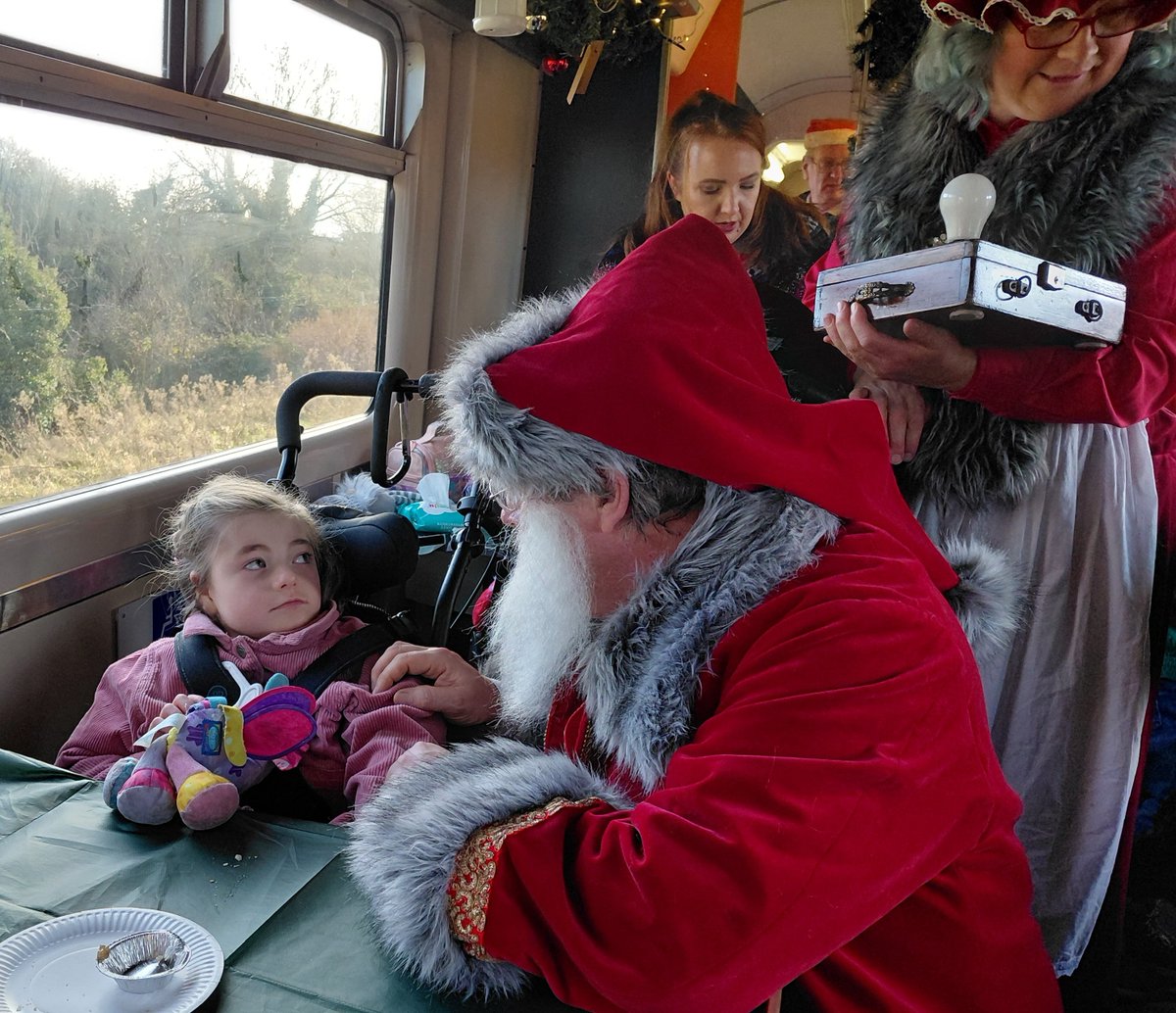 Angel Eyes NI tweet media