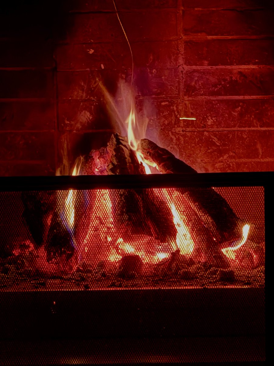 Κάποιοι για την ζέστη…
….άλλοι για την συντροφιά!!

Εσύ;