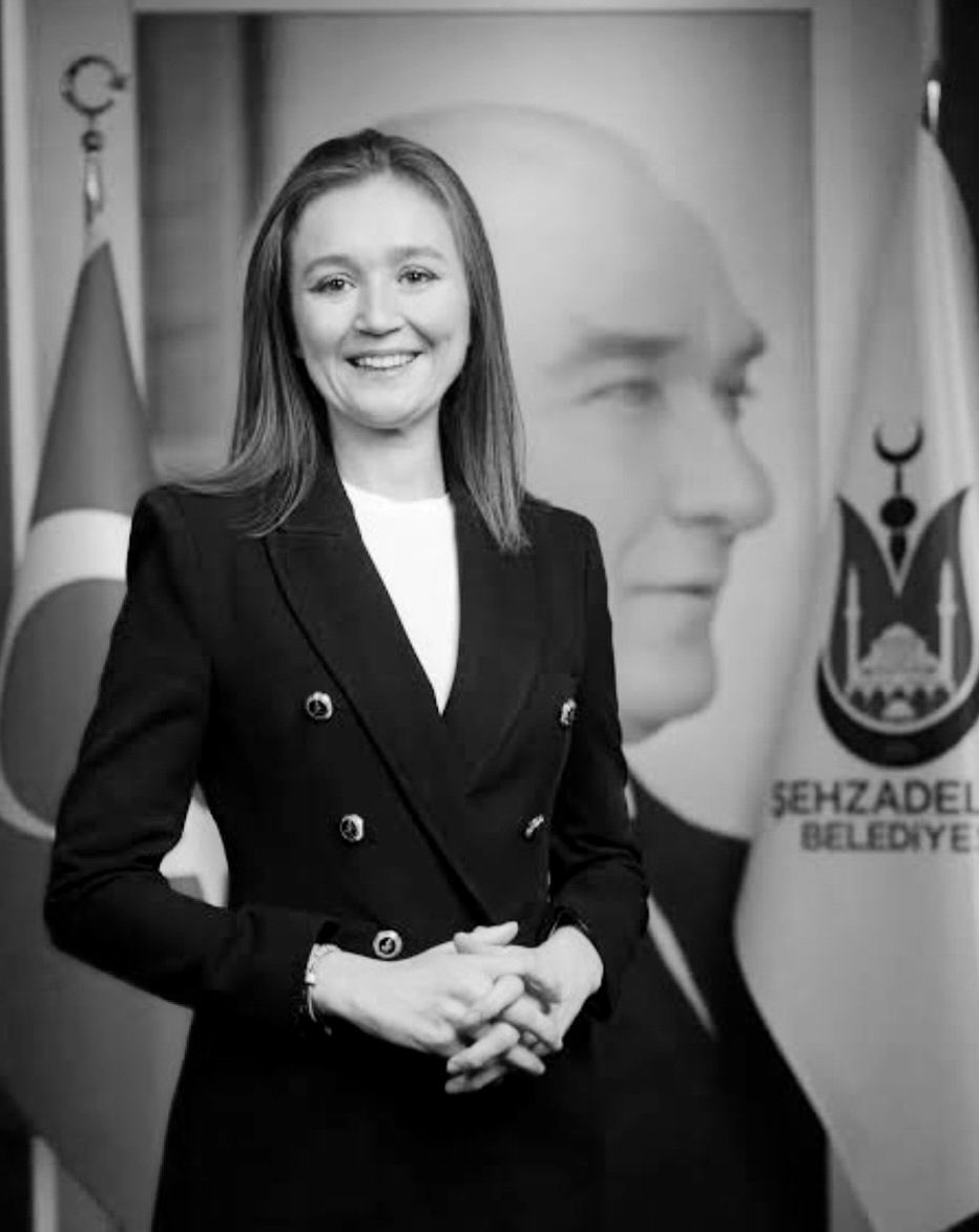 Şehzadeler Belediye Başkanımız Gülşah Durbay’ı kaybetmenin üzüntüsünü yaşıyoruz. Başta ailesi olmak üzere, Manisa halkına ve partimize sabır ve başsağlığı diliyorum.