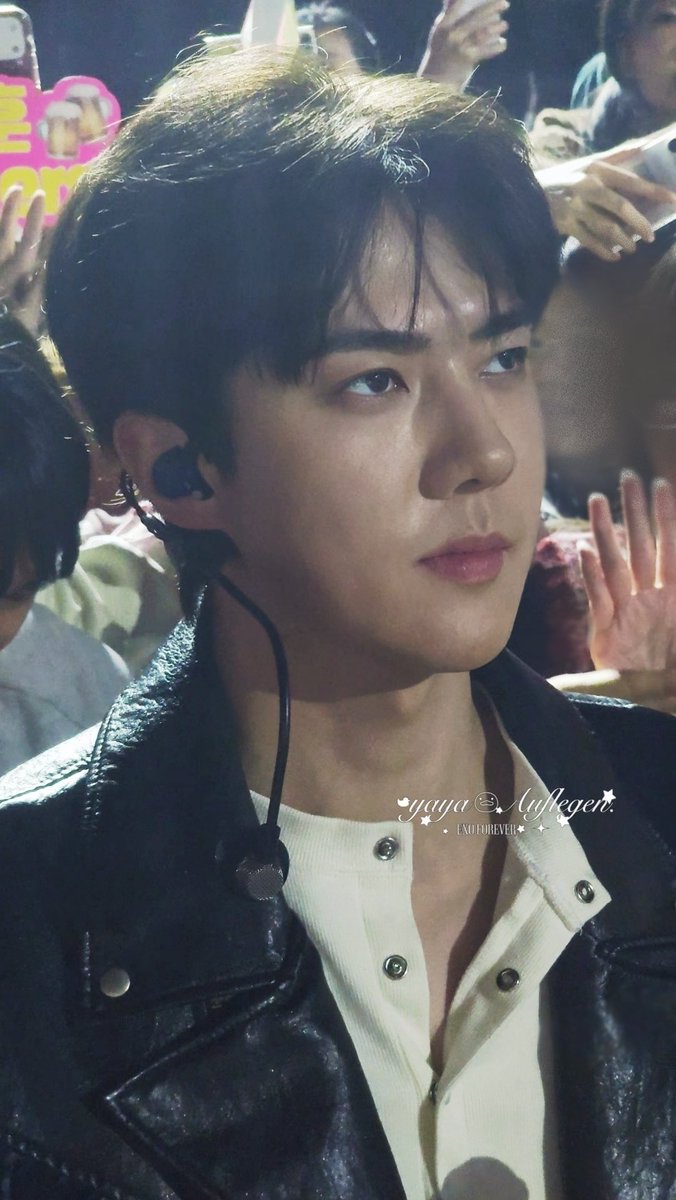 SEHUN_FACE's tweet photo. https://t.co/sMasQ1Ftwn