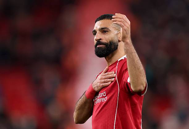 ليفربول لا ينوي السماح لـ محمد صلاح بالرحيل في شهر يناير المقبل ولا يفكر في بيعه قبل انتهاء عقده الحالي. (ديلي ميل) 