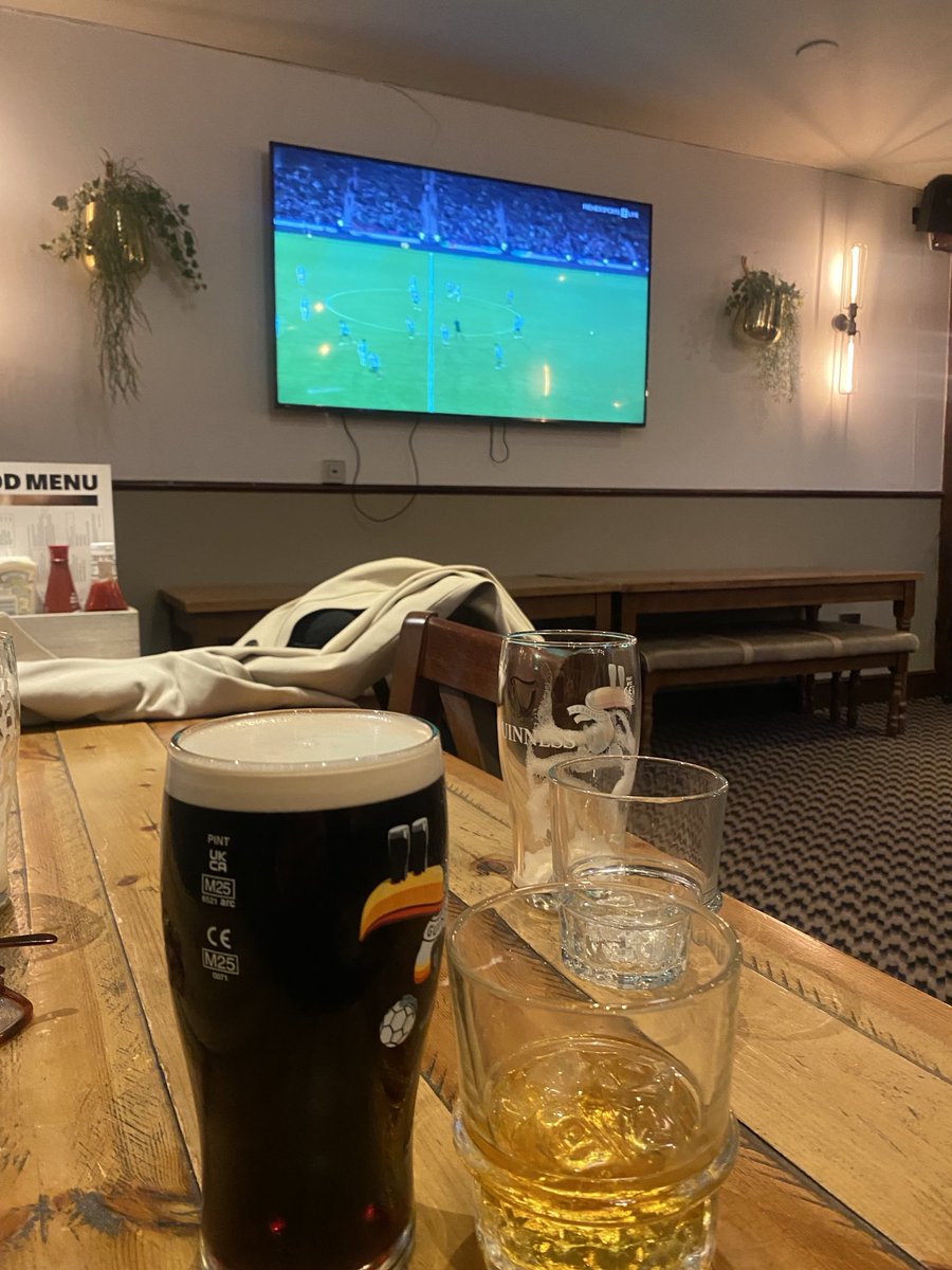 dacardle's tweet photo. Game On Buddies!!! #CelticFC #CELSTM #MayTheBestTeamWin 👏🏻🍀 https://t.co/cBrFyVVvCg