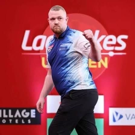 WiremillDartsPL's tweet photo. Wishing our very own @IceColdDarts a massive good luck in his Ally Pally debut tonight 👏🏻

Get that win in the bag, and you’ll be one step closer to bringing that coveted Sid Waddell Trophy back to the Jewel🎯💚

#WDC #WorldDartsChampionship #AllyPally https://t.co/hmUABopbzI