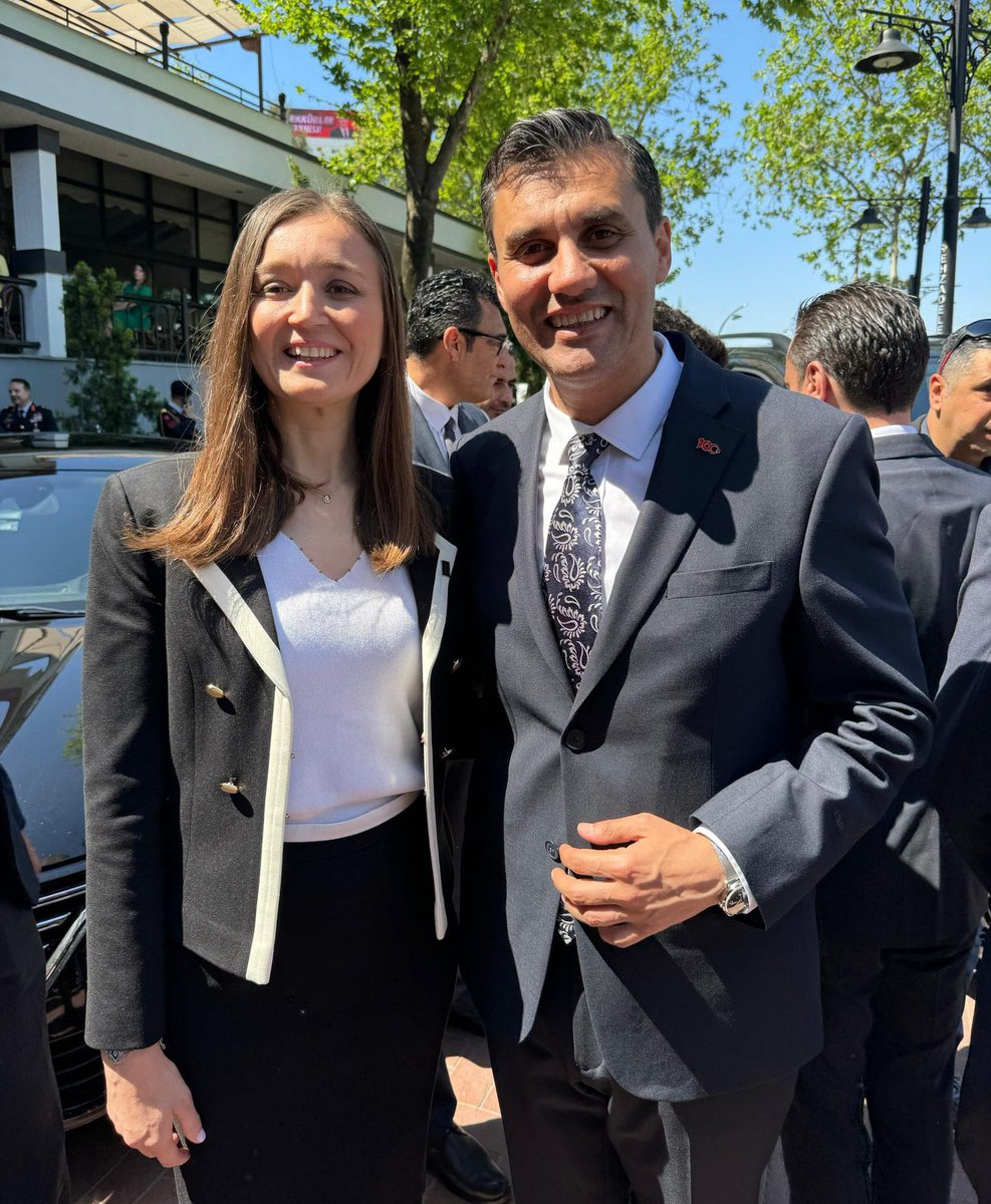 Manisa, 2025 yılı tamamlanmadan iki belediye başkanını birden kaybetti.