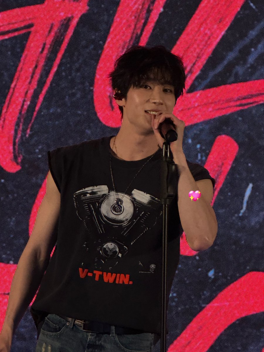 thank you for coming🥹💙💛🔥#CHILL_ON_STAGEinSG #CHILL_ON_STAGE