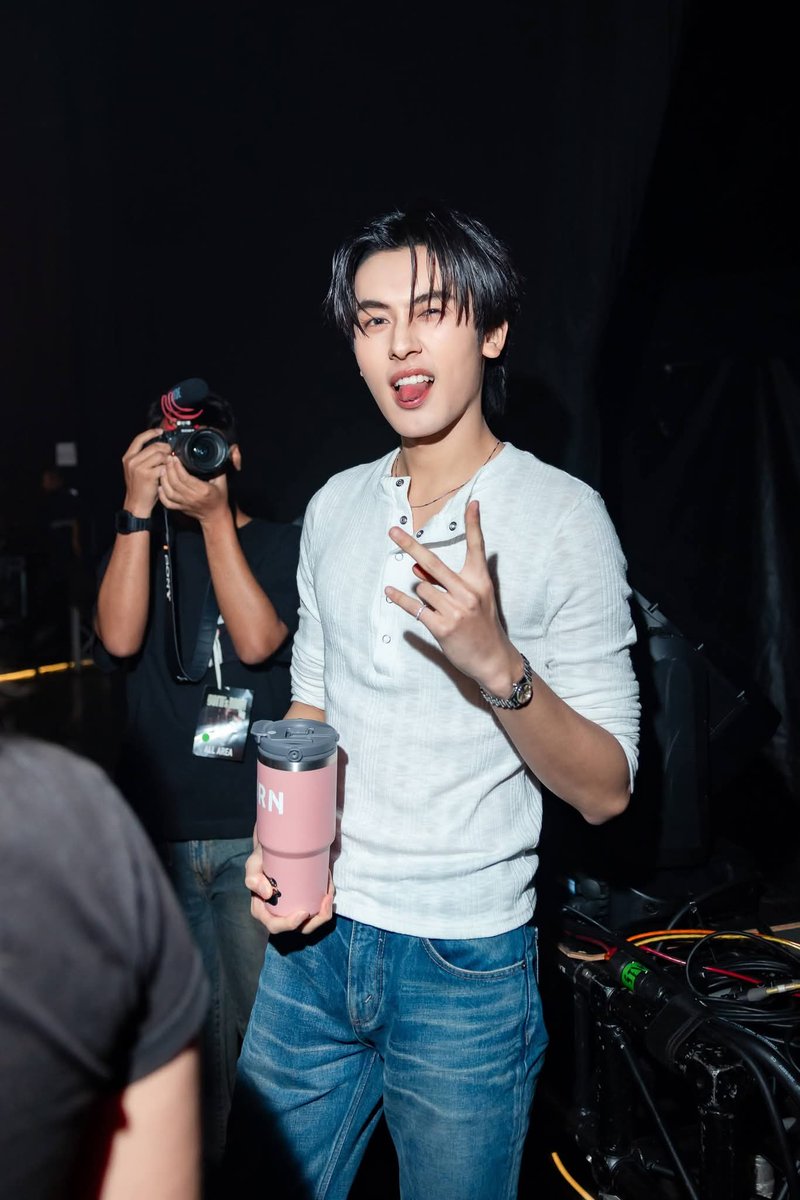 bbeebbx's tweet photo. น้อยแต่มาก น้องกรลุคนี้หล่อจริง ๆ https://t.co/uWJyfx7RZI