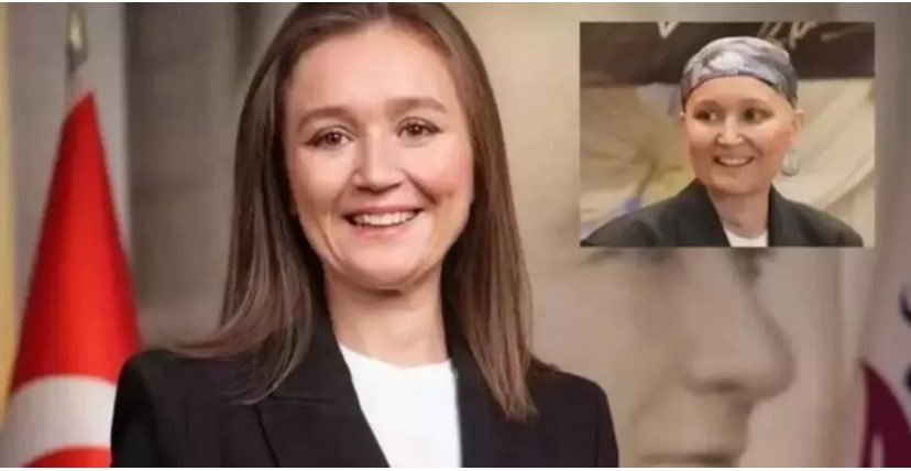 Manisa Şehzadeler belediye başkanı Gülşah Durbay 🥹Ülkemiz için en verimli çağında , çok erken bir ölüm.
Işıklar yoldaşın olsun ..
#Gülşahdurbay 
#şehzadeler