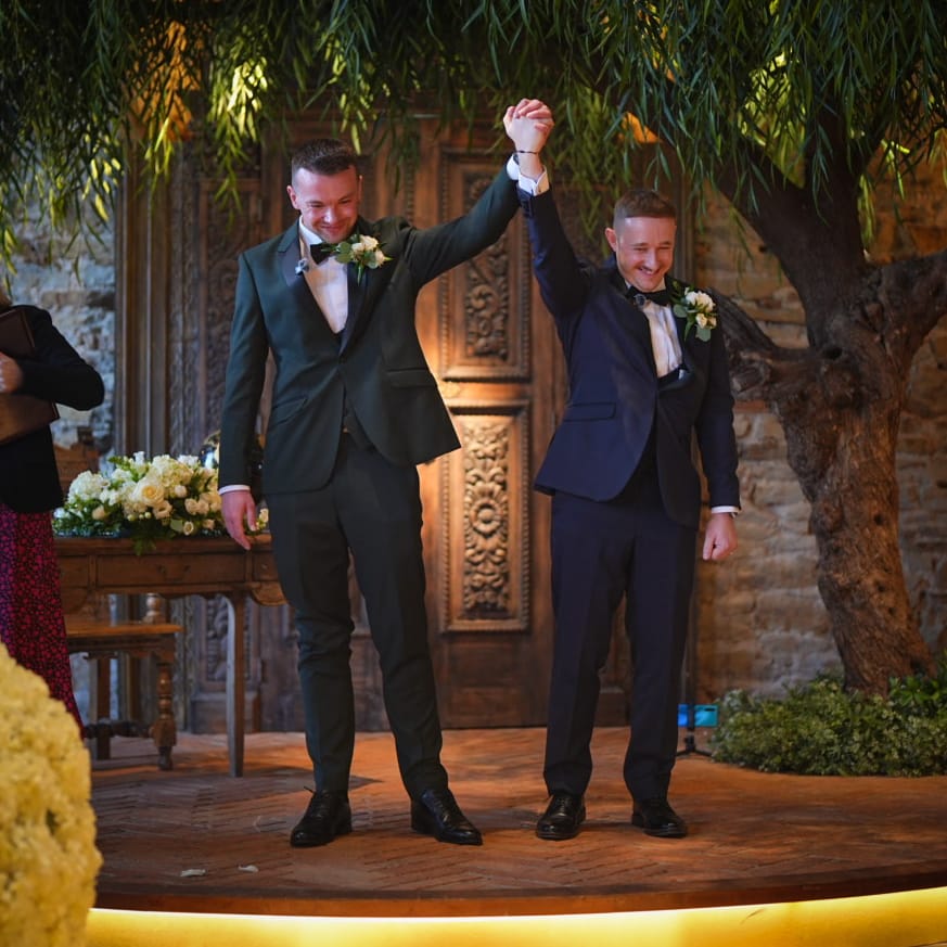 RJR201110's tweet photo. Did somebody say husbands? 👬💍 https://t.co/if1iMdJtsS