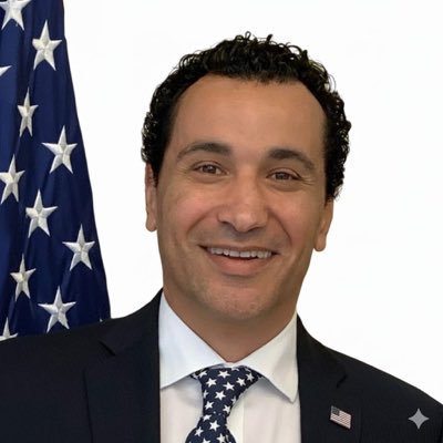 Adel Youssef tweet media
