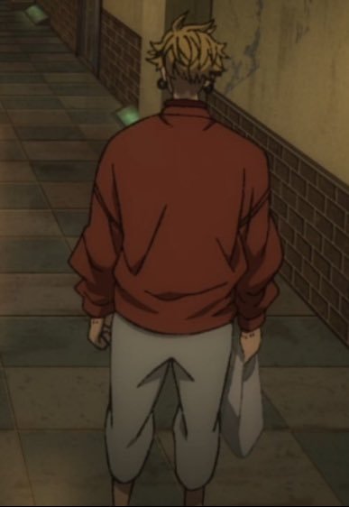 in my head he wears big stuff because he’s anemic and says “im cold” a million times a day