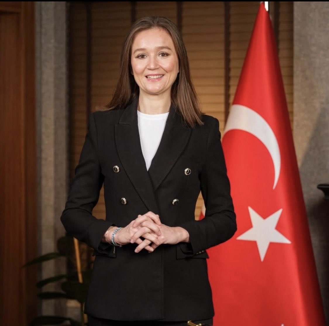 Şehzadeler belediye başkanı Gülşah duray hayatını kaybetmiş sevenlerinin başı sağ olsun kalanlara sabır versin