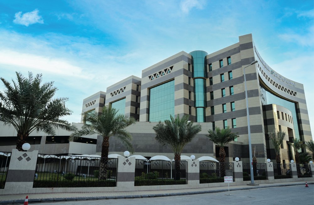 تعليق التدريب الحضوري غدا الاثنين في منشآت التدريب التقني ومنشآت التدريب الأهلي في #المنطقة_الشرقية 