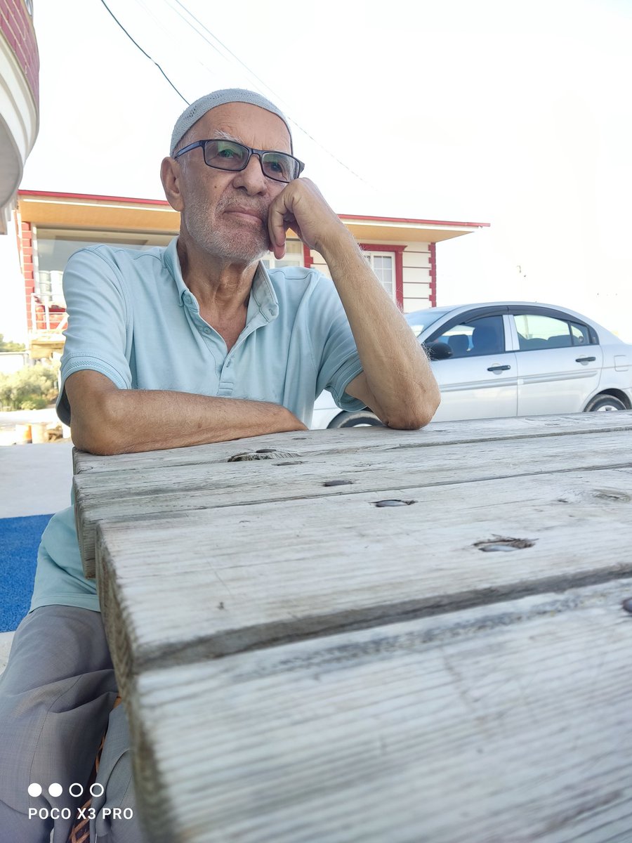1981Nev21's tweet photo. Çok özledim babam 🤲😔 https://t.co/snLjiGD1Ng