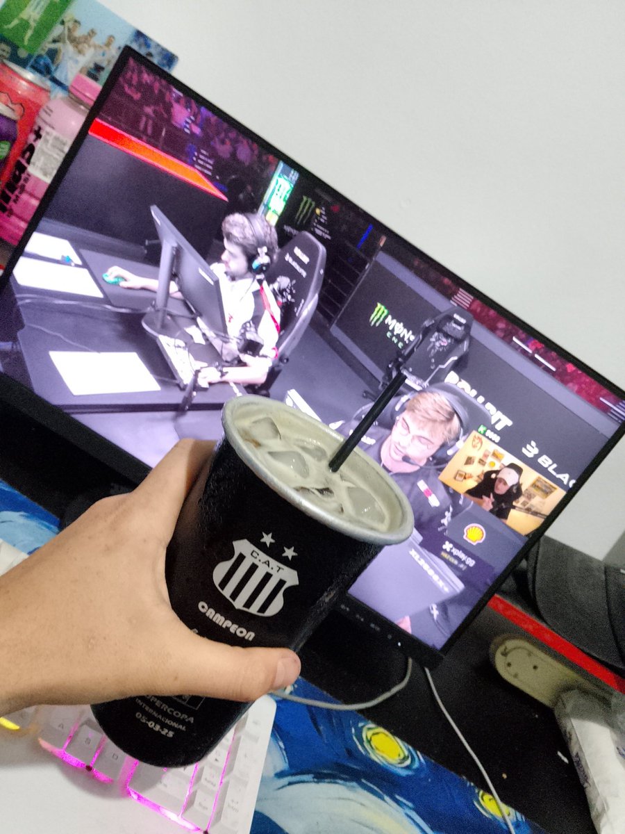 Harrinchy tweet media