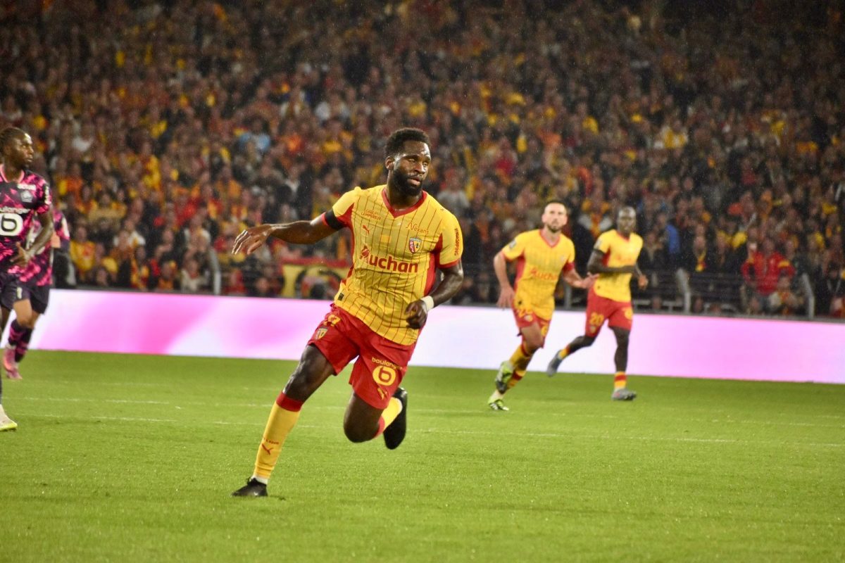 BUT DU 9 TANT ATTENDU
BUT DE L'ATTAQUANT RELANCÉ 
BUT DE L'ATTAQUANT QUI SAUTE PLUS HAUT QUE CR7
BUT D'ODSONNE EDOUAAARD
#PosteCommeAbdellan ♥️💛