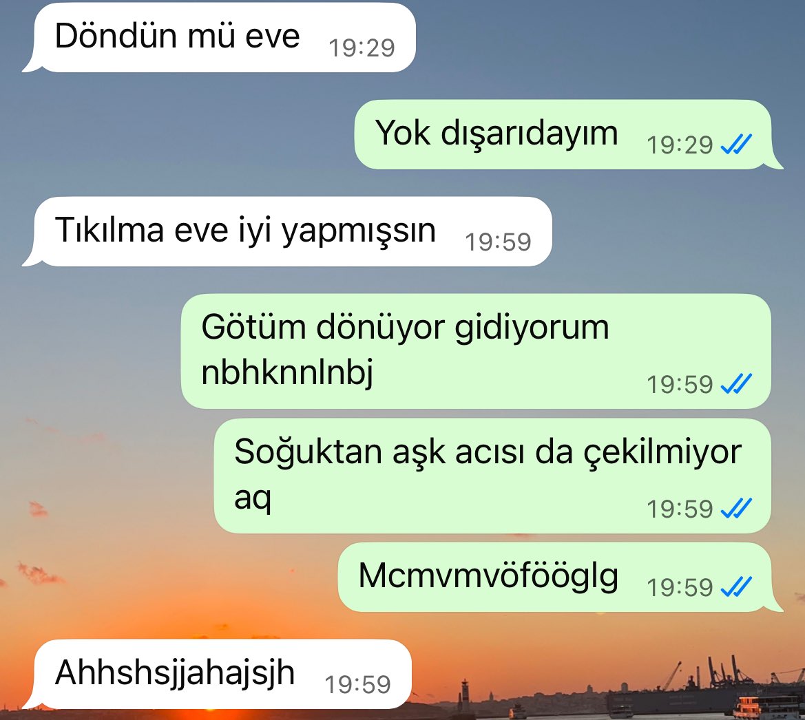 Götüm  donuyor da