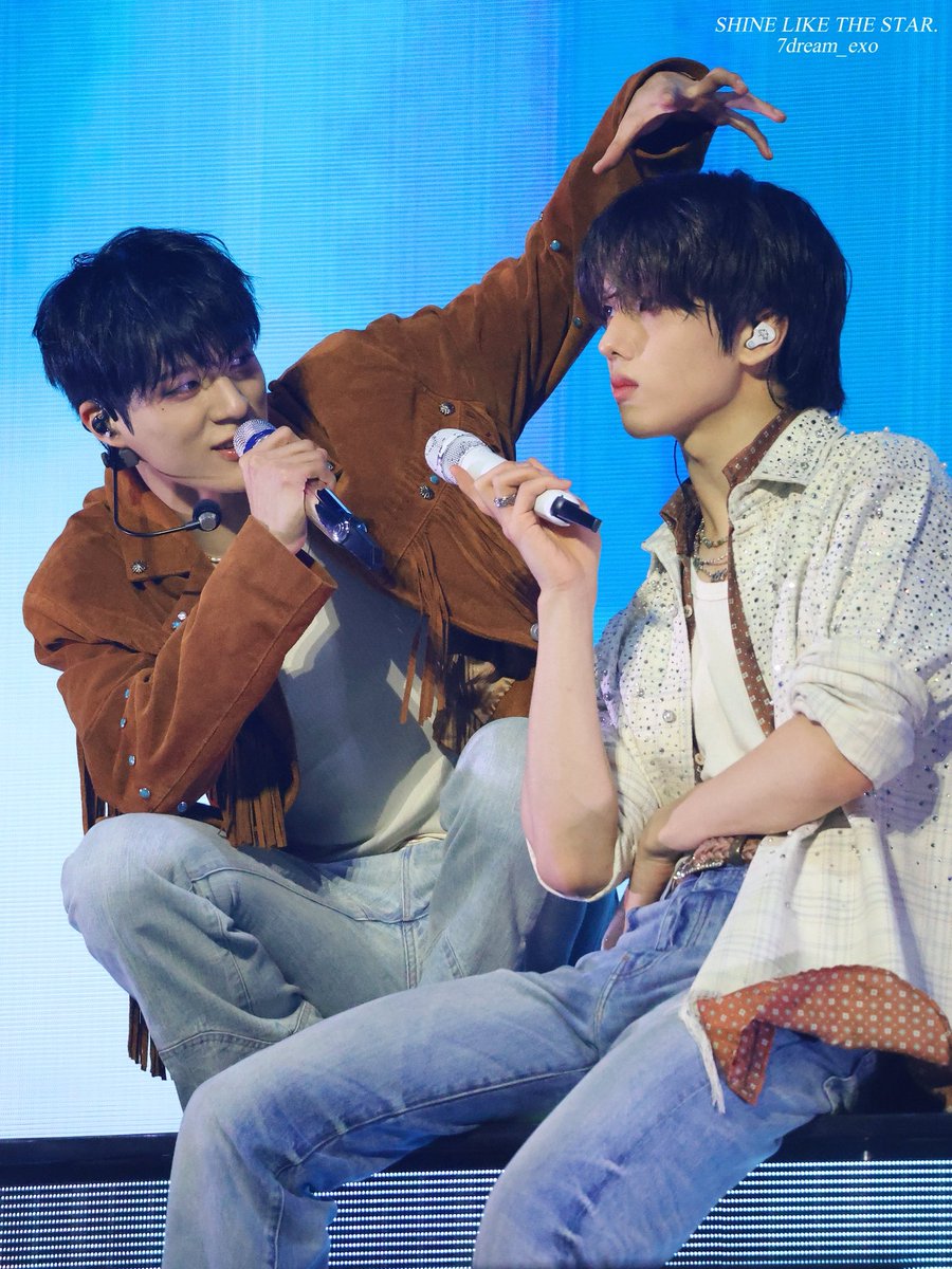 🇲🇾ᴛᴅꜱ𝟦 ɪɴ ᴋᴜᴀʟᴀ ʟᴜᴍᴘᴜʀ
14.12.25

강아지와 햄스터🐶🐹

#지성 #박지성 #JISUNG #제노 #이제노 #JENO #NCT #사이지엄 #TDS4inKL #엔시티드림 #THEDREAMSHOW4_in_KUALALUMPUR #NCTDREAM_THEDREAMSHOW4_KUALALUMPUR