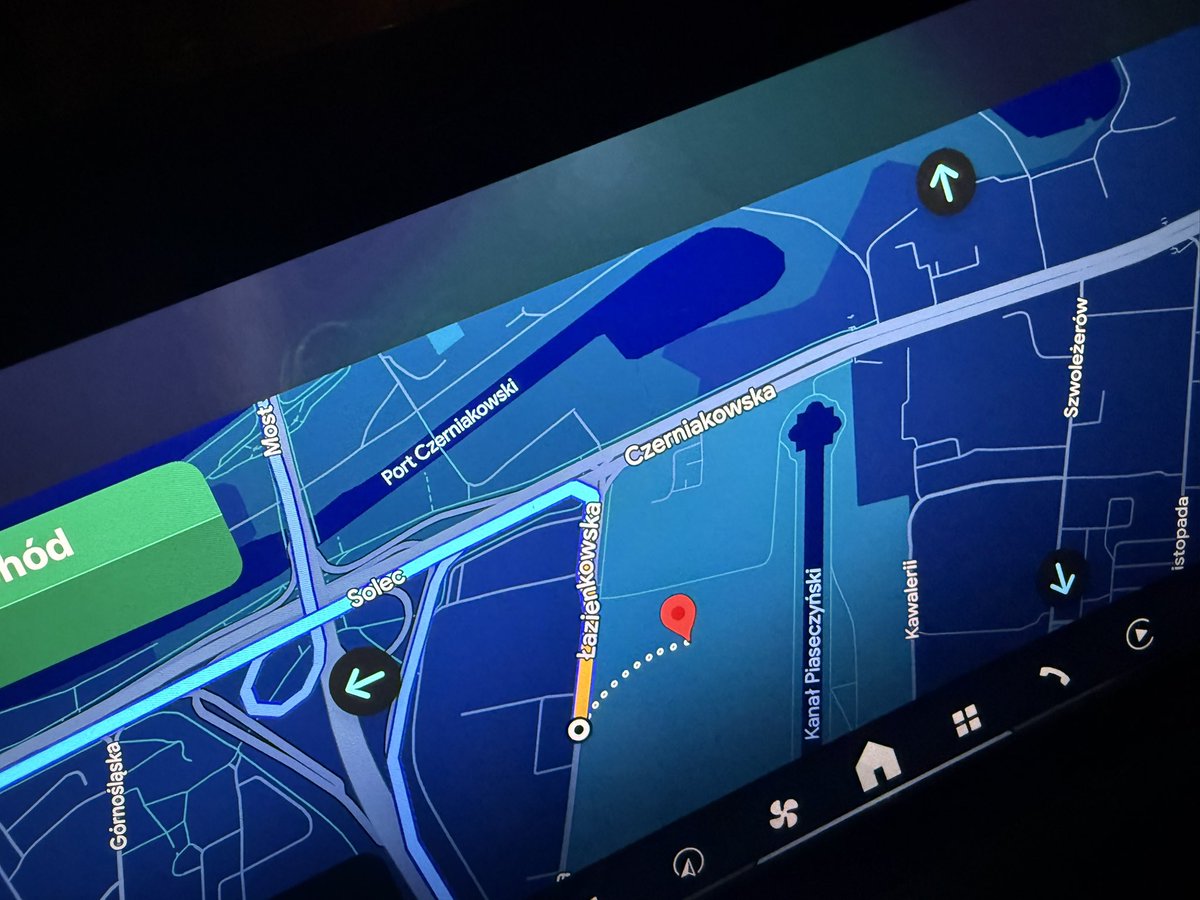 Jędrek Janek tweet media