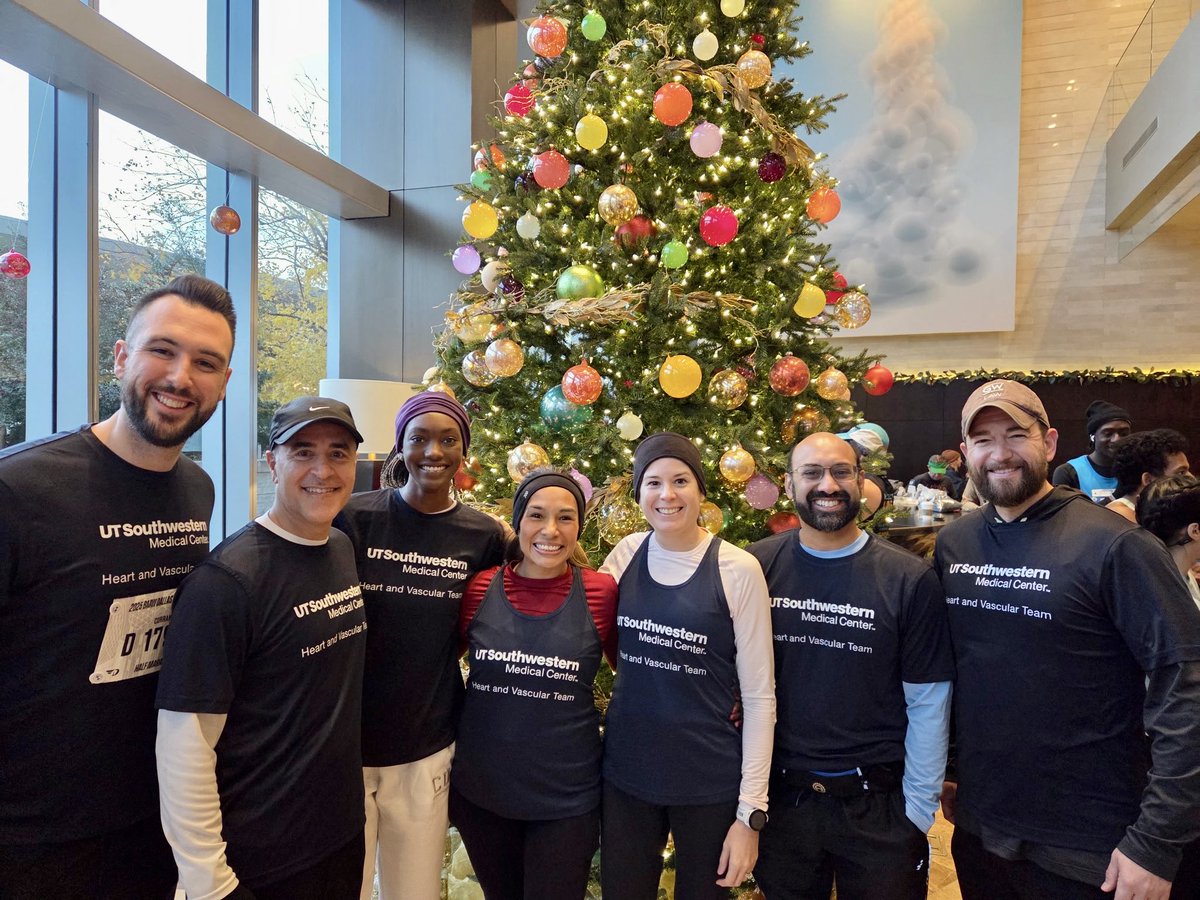 dramitkhera's tweet photo. Congrats to our @utswheart crew for our strong showing at the #BMWDallasMarathon half/full/ultra. The cold front wasnโt slowing us down! #practicewhatwepreach #cvprev https://t.co/Y0JC4HhFJc