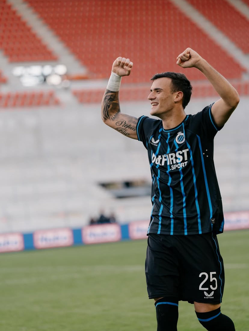 GWonderTR's tweet photo. 🏟️ Dender 1-5 Club Brugge #DENCLU
🇷🇸 Alexsandar Stankovic (20) OS
Gol | 1
Asist | 1
Kilit Pas | 2
Pas Arası | 4
Uzaklaştırma | 4
Geri Kazanma | 7
Savunma Katkısı | 10
🇬🇷 Christos Tzolis (23) SLK
Gol | 2
Asist | 1
Kilit Pas | 3
Orta | 6
Şut | 6
Geri Kazanma | 4 https://t.co/NoUrR1sp8g
