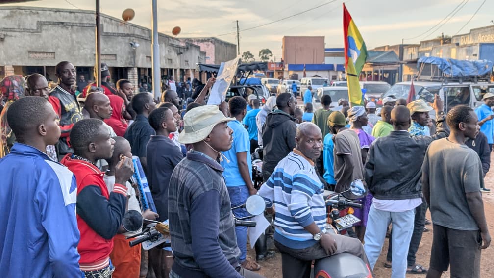 FDCOfficial1's tweet image. Momentum builds in Nyeihanga Town Council, Rwampara District, as Rt. Hon. Nathan Nandala Mafabi leads the FDC campaign engagements with the people.
#FDCManifesto #ChangeIsPossible