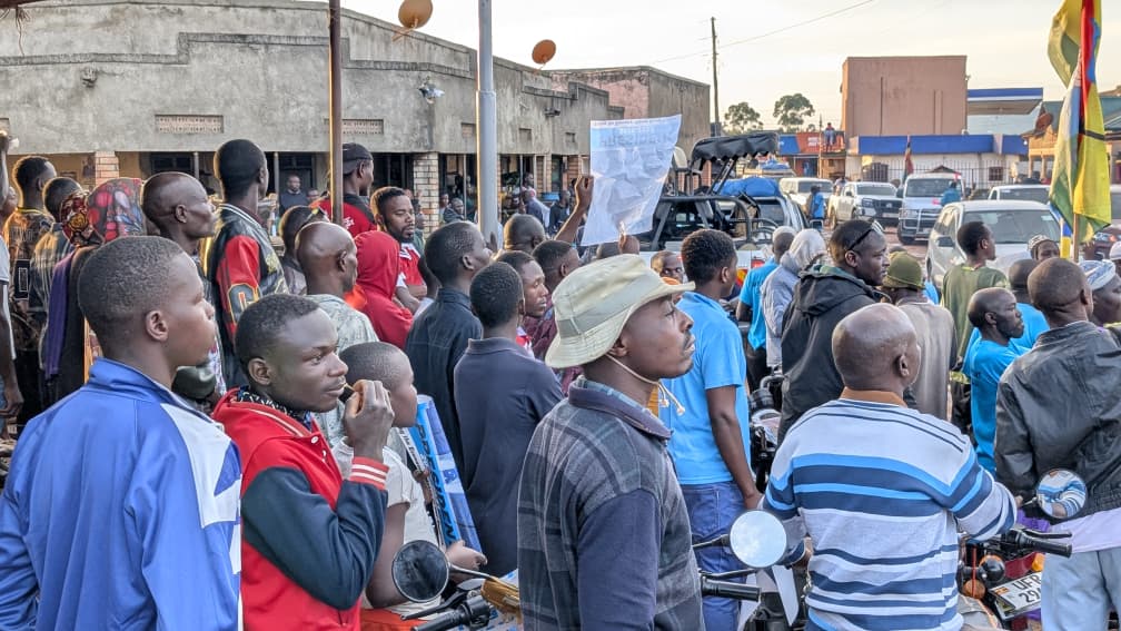 FDCOfficial1's tweet image. Momentum builds in Nyeihanga Town Council, Rwampara District, as Rt. Hon. Nathan Nandala Mafabi leads the FDC campaign engagements with the people.
#FDCManifesto #ChangeIsPossible