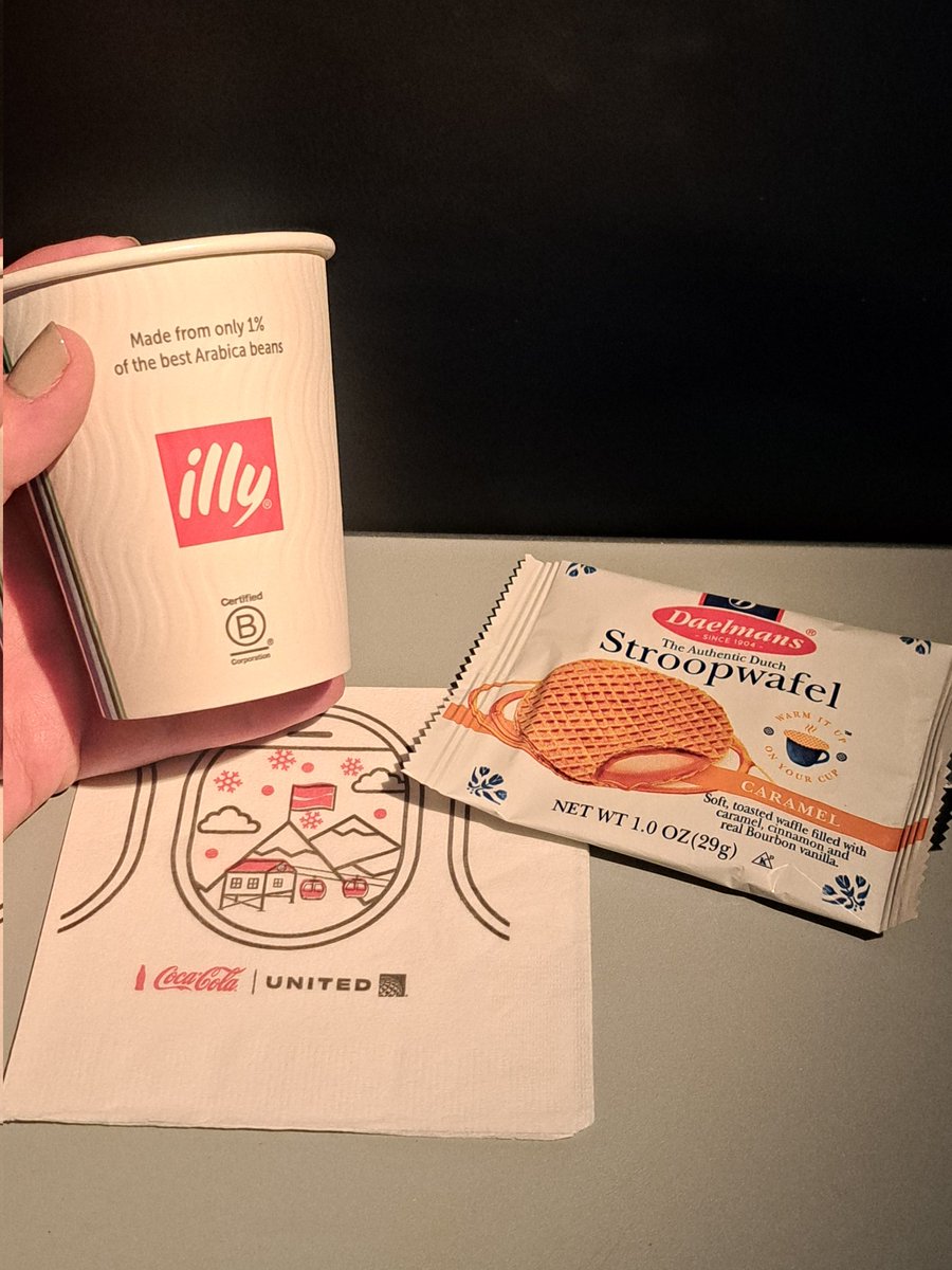 MarykeRoberts tweet media