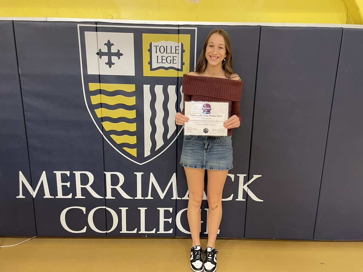 BRgirlshoops's tweet photo. Congratulations to @CamdenStrand34 on being named as a Commonwealth Motors Scholar and receiving a generous scholarship at this morning’s @CMCCTOURNEY banquet! Thank you to Charlie Daher and @shopuslast for your continued support of this amazing event! #OneTeamOneFamily https://t.co/56lQt2HUcz