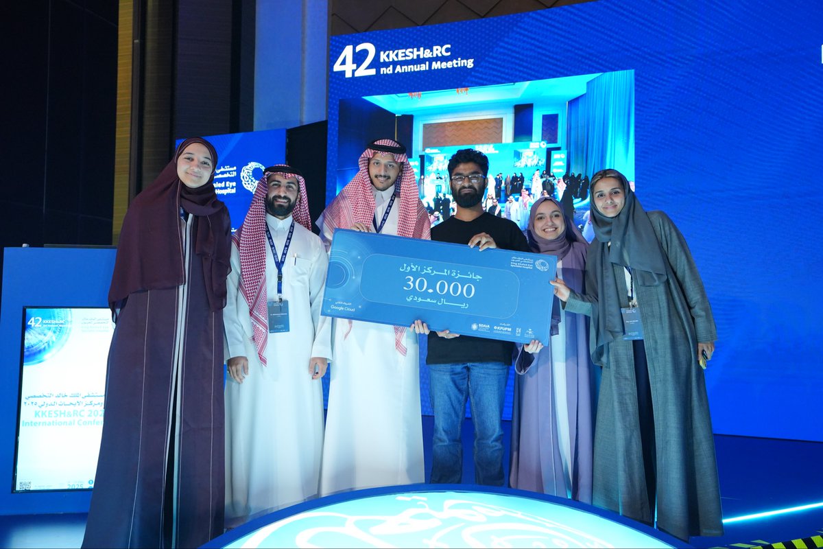 أحمد بن عبدالعزيز tweet media