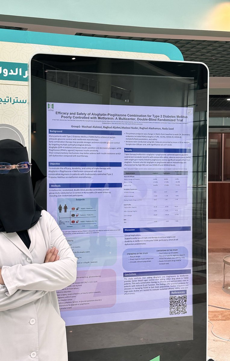 mpidhvy's tweet photo. اذا هذي فرحة تقديم اخر بوستر بالترم كيف فرحة بوستر بحث التخرج 🥹الله يبلغنا https://t.co/qoYXcvamU2