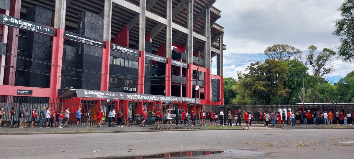 #Newells | Presentes en las #Elecciones2025 a presidente del club. Escucha el lunes 15/12 a las 13 hrs todo lo que dejó la jornada electoral por <a href="/woxfm/">WOX ROSARIO 88.3 Mhz</a>