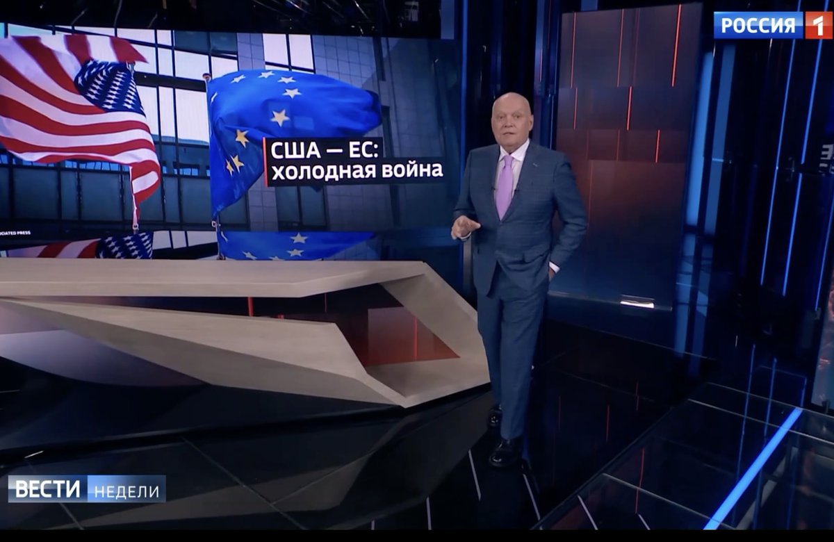 On Russian state TV tonight, a headline (until recently) you wouldn't have expected to see. "USA-EU: Cold War." Moscow clearly enjoying tensions between Washington &amp; Brussels, as well as the new US national security strategy that's more critical of the EU than of Russia.
